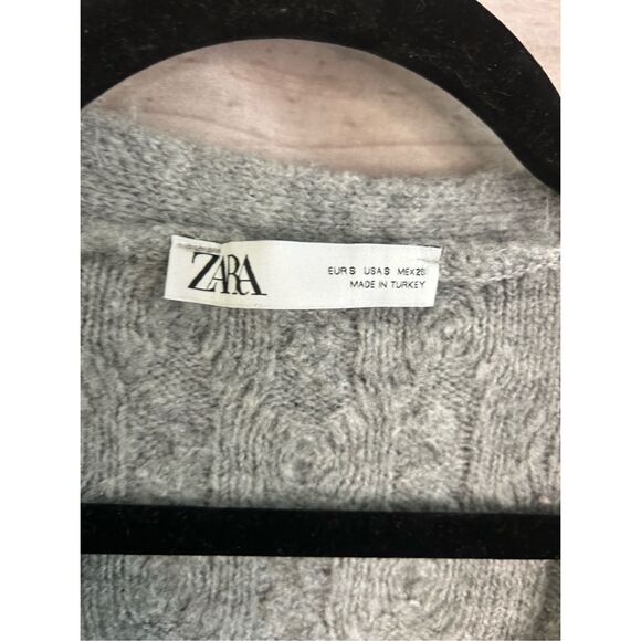 Zara Gray Tight Knit Cropped Office Cardigan Sweater Sz S Interview Business Cas - Picture 4 of 5
